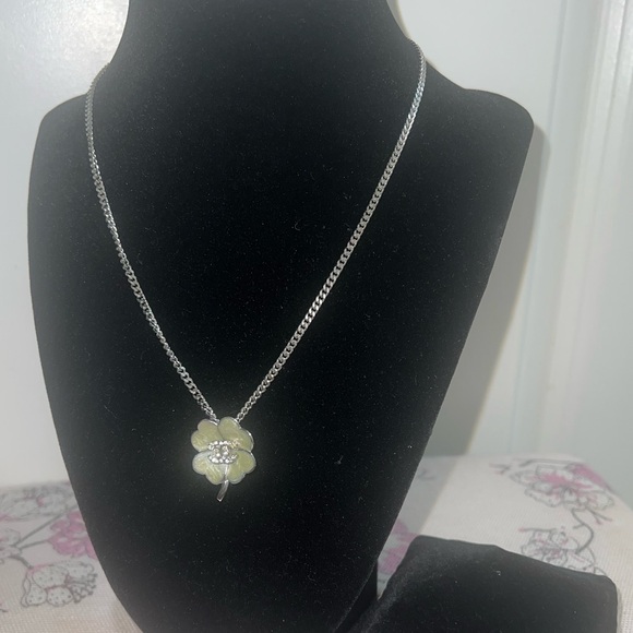 CHANEL CLOVER PENDANT NECKLACE - Picture 16 of 16